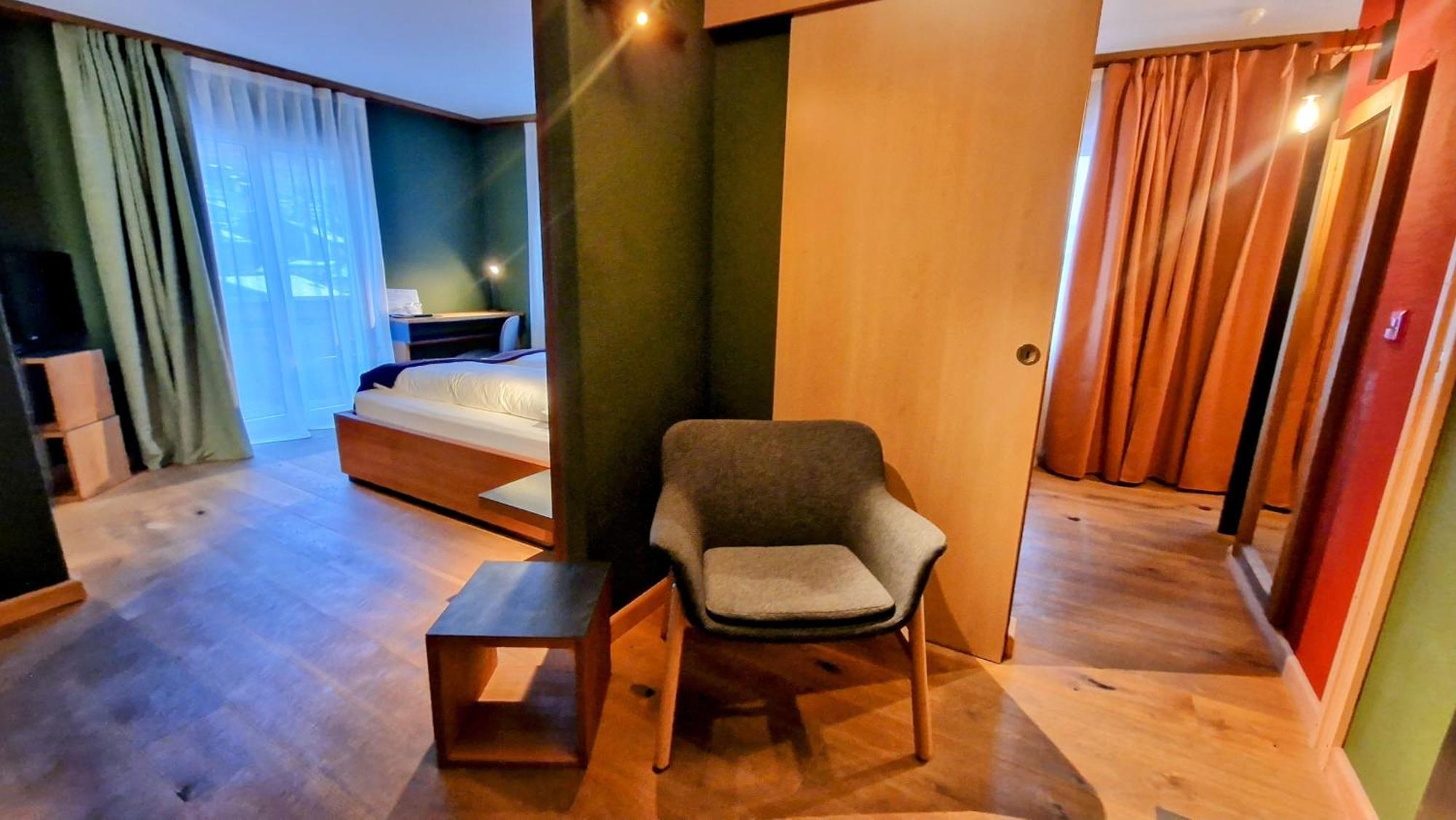 Amber Ski-In/Out Hotel & Spa 萨斯费 外观 照片