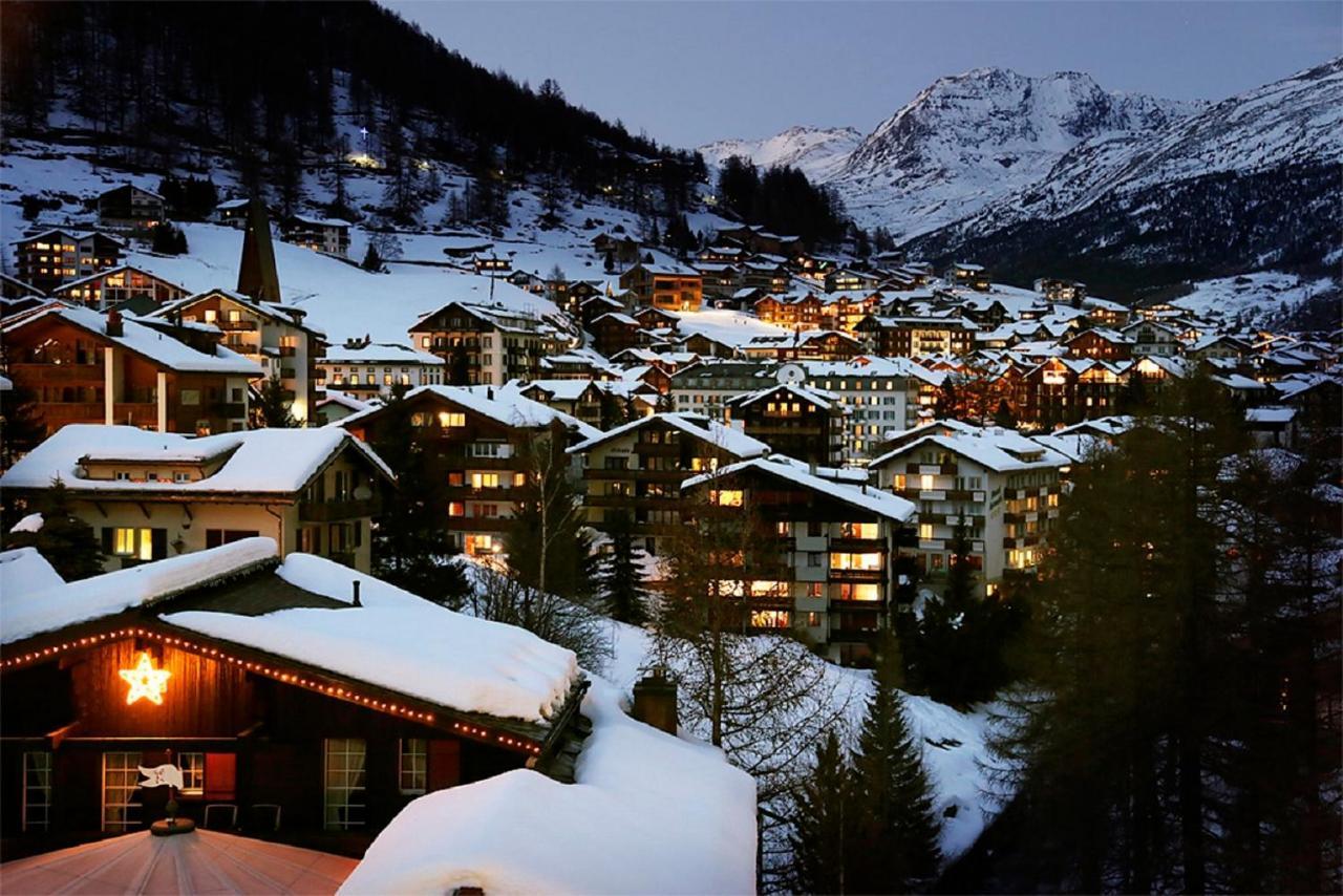Amber Ski-In/Out Hotel & Spa 萨斯费 外观 照片