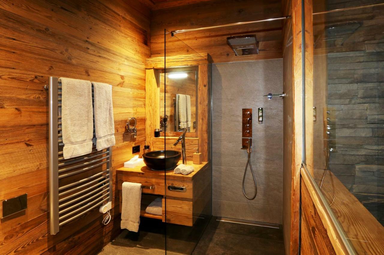 Amber Ski-In/Out Hotel & Spa 萨斯费 外观 照片